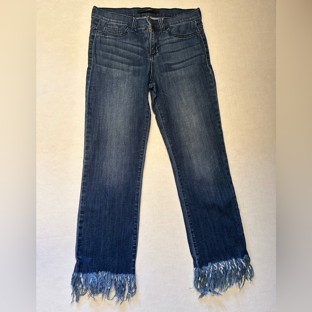 Harper Med wash semi stretch frayed hem ankle cut jeans Sz-28.  C12‎